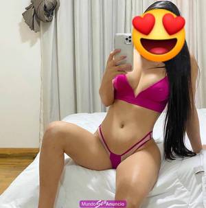 40 MIL 2 CHICAS JUEVES DE TRAVESURAS UNA HORA COMPLETA