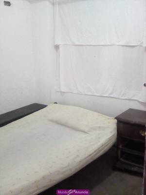 se renta pieza amoblada para hombres solo