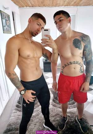 TRIO MACHOS VERGONES LECHEROS TE ANIMAS A PASAR UN BUEN RATO