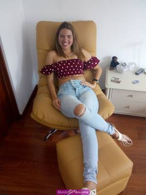 SE NECESITA PERSONAL FEMENINO PARA TRABAJAR EN RESERVADO