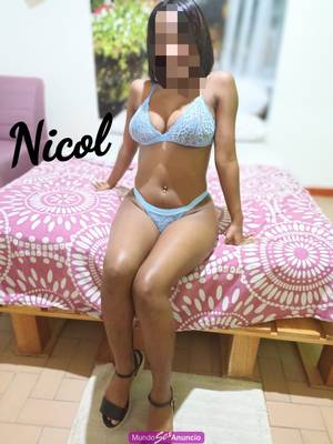 soy tu negra muy cadente me encanta el sexo bb
