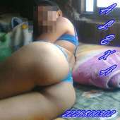 soy la chica que andas buscando solo llamame