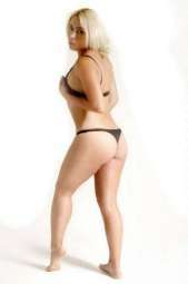No te quedes solo mirando mejor marcame ya ANDREA
