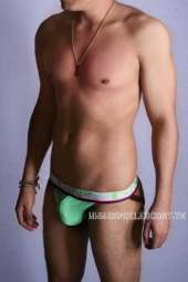 COMPLACIENTE CHICO UNIVERSITARIO DISPONIBLE CON LUGAR
