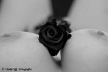 HAGAMOS EL AMOR.. NO SEXO FINGIDO.. SOFIA.. PAGA ALGO REAL!!
