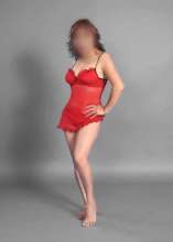 Miranda clase, presencia y sensualidad.