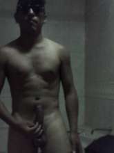 ofresco mis servicios a parejas y chicas y a gay