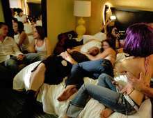 a todas las personas sw que quieran y de se en unise anosotr