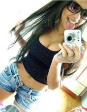 CAROLINA CHICA CON TETAS GRANDES