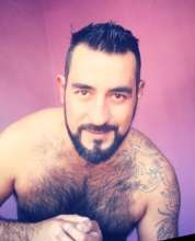 MACHO VELLUDO, CABRON COMPLACIENTE Y MORBOSO