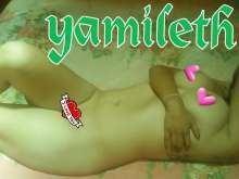 chica complaciente