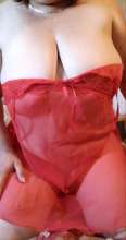MADURA GRANDES TETAS.