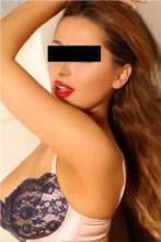 JULIA extraordinaria modelo VIP de rostro angelical y GFE