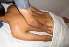 Masajista...fisioterapia y masoterapia...solo $250 terapia