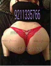 dos chicas listas para darte placer
