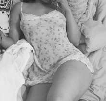 CACHONDA GUAPA Y CALIENTE CON DEPA