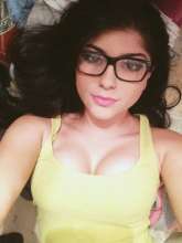 Arlette chica de gimnasio hermoso cuerpo