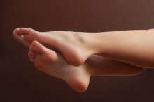 Consiente tus pies y gana hasta $500