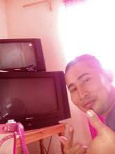 chico caliente complaciente