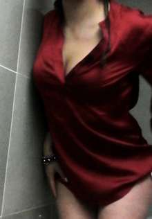 LA ELEGANCIA HECHA MUJER