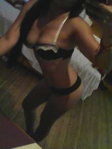 DARLA...SOY UNA SEXI DAMITA D CUERPO ESKISIITO...