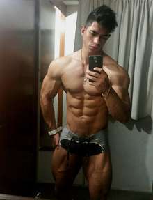 hombre guapo hetero, servicio completo fotos reales