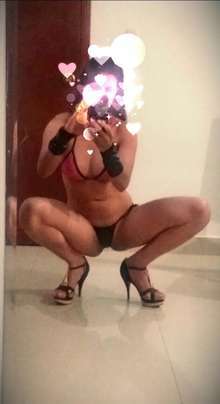 sexy colombiana con ganas de follar para hombres y parejas