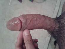 chico de 22 años virgen universitario discreto delgado