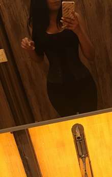 Morena sensual pervertida y muy complaciente