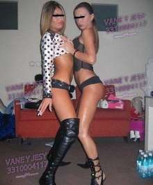 2 HERMANITAS PARA TI VENE Y JESY
