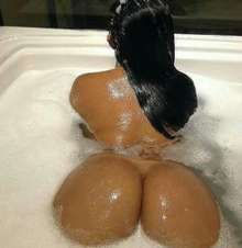 CHICAS CANDENTES Y BIEN ARDIENTES 99-33-99-07-00