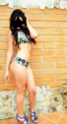 ANAHY NIÑA UNIVERSITARIA, EL LUJO ESTARA A TU ALTURA :)