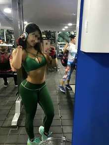 ALTO!!!!!!! Soy muy caliente