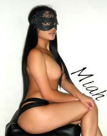 Miah⚫⚫⚫⚫ sexy