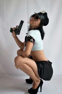 FLAQUITA ACOGIBLE Y MUY SEXOSA