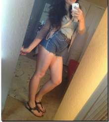UNA CHICA GUAPA,SEXI Y ATREVIDA