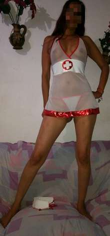 Daniela linda flaquita trato de novios oral al Natural.