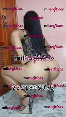 morena MUY CALIENTE Y MUY BUENA MAMANDO VERGA