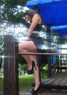LIVIA CURVAS SENSUALES
