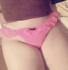 Ando caliente ayudarme...
