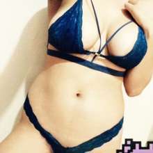 zoe espectacula r y al mejor precio......besame de pies a c