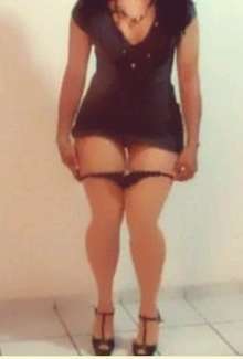 Paola, grandes caderas