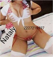 NATHALY BELLA DE RICO Y EXQUISITO TRASERO SEXY Y MUY CACHOND