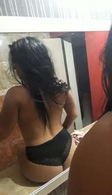 Danna chica de 21 años una niña muy complaciente chica ind