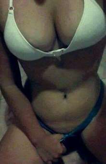 Mmmmm cachonda y ardiente