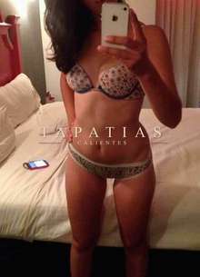 NADIA UNA CHICA PETITTE NUEVA EN TAPATIAS QUE ESPERAS CONOCE