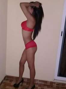 ACARICIAME Y BESAME TODO MI CUERPO