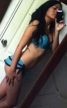 DAFNE CALIENTE Y MUY NATURAL LLAMAME