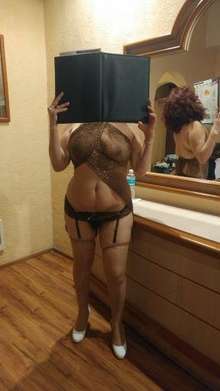 MARIANA seductora ama de casa cachonda