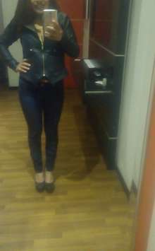 nena de casa estudiante